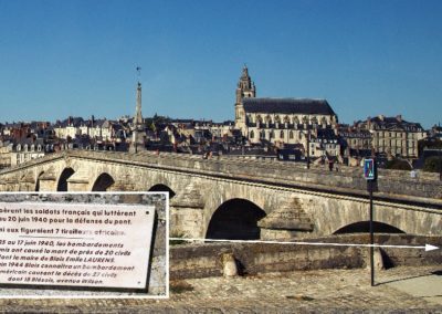 Blois, pont Jacques Gabriel et la plaque commémorative